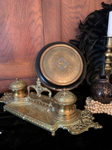 A 19th Century (1880/1890) French Ebony and Brass Circular Casket / Box - Image 11