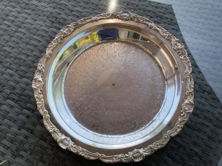Pair of Vintage Silver-plated Round Gadroon Serving platters - Image 3