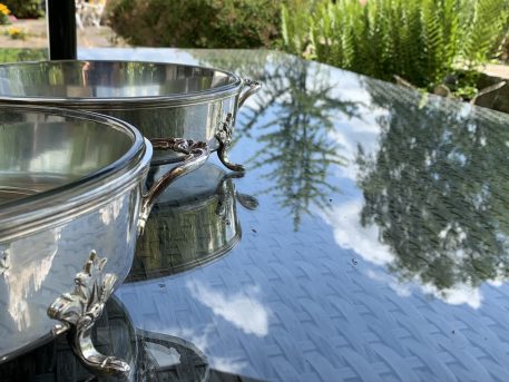 A Pair of Silver-plated Tureens with Shell Handles - Image 6
