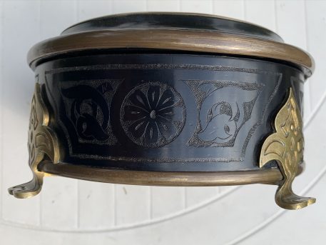 A 19th Century (1880/1890) French Ebony and Brass Circular Casket / Box - Image 12