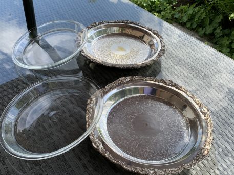 Pair of Vintage Silver-plated Round Gadroon Serving platters - Image 8