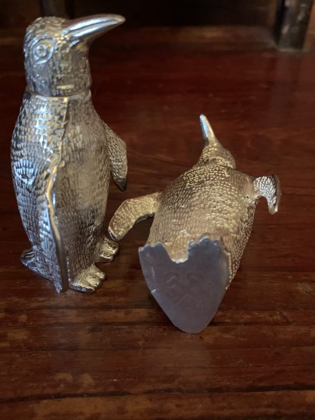 Pair of Novelty Silver Plated Penguin Salt & Peppers - SOLD! - Image 4