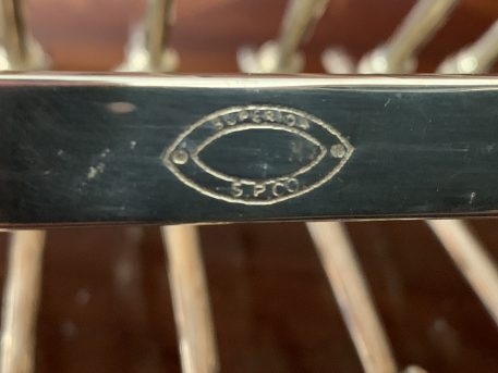 Silver Plated Toast Rack/Letter Rack with crossed Oars - Image 5