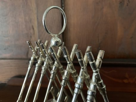 Silver Plated Toast Rack/Letter Rack with crossed Oars - Image 4