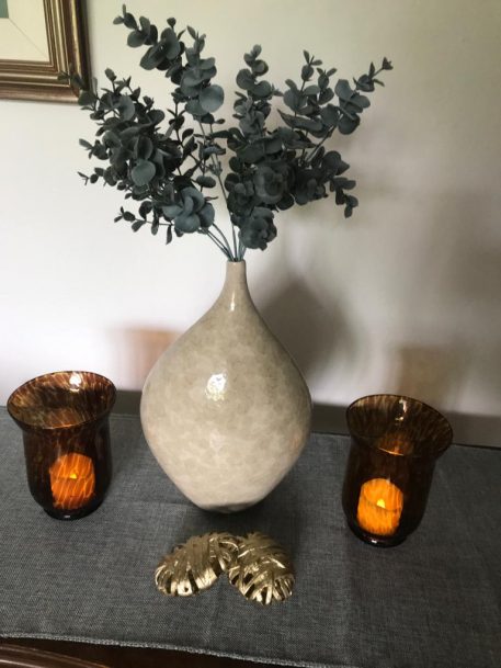 Two Gold Coloured Decorative Items Shaped like Twine - Image 3