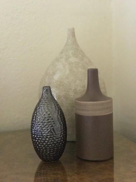 A Beautiful Small Metallic Dimpled Grey Glass Vase - Image 3