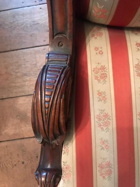 An Antique Victorian Ladies Walnut spoon back chair - Image 8