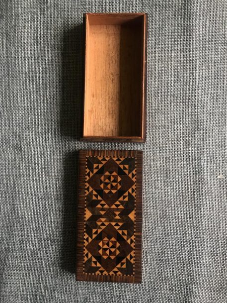 Antique Tunbridge Ware Rosewood and ‘Stickware’ Pattern Trinket Box - Image 3