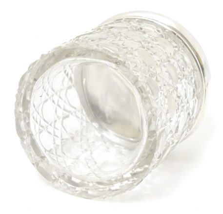 Cut Glass Vanity Jar with Silver Lid hallmarked 1915 by S Blanckensee & Son Ltd - Image 5