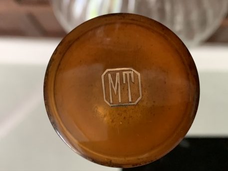 An Art Deco Cut Glass Scent Bottle with Faux Tortoiseshell Top - Image 4