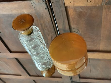 An Art Deco Cut Glass Scent Bottle with Faux Tortoiseshell Top - Image 3