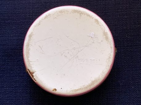 An Antique Bilston Enamel Circular Box decorated with a Classical Landscape Lid - Image 3