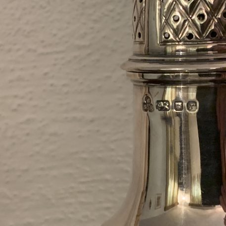 Queen  Anne style Baluster Silver Sugar Shaker, Hallmarked London 1972 - Image 2