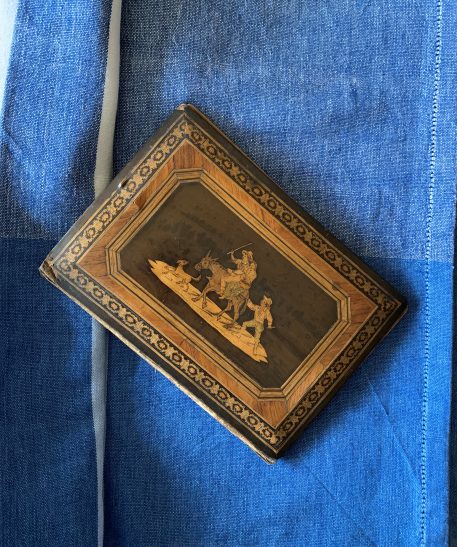 An Antique 19th Century Sorrento ware velvet lined blotter with Marquetry decoration