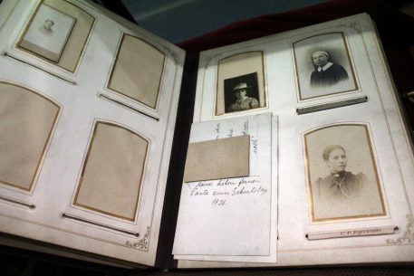 A Victorian Photograph Album and contents of Monochrome Portraits - Image 6