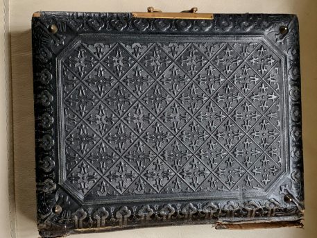 A Victorian Photograph Album and contents of Monochrome Portraits - Image 7