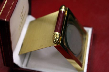 A Cartier Travelling Photograph Frame - Image 2