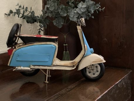 Painted Tin Plate Ornament of a Lambretta Scooter - Image 2