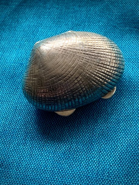 Sterling Silver Clam Shell Pill / Trinket Box, Hallmarked 925 - Image 5