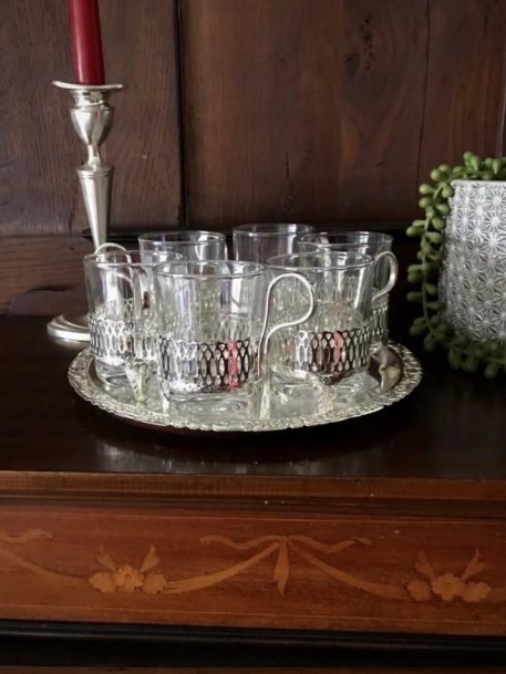 A set of 6 Toddy Glasses and Silver-plated Circular Gallery Tea Tray - Image 2
