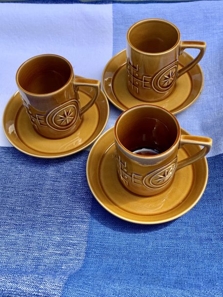 A Totem Coffee Service by Susan Williams-Ellis for Port Meirion Pottery - Image 9