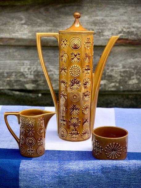A Totem Coffee Service by Susan Williams-Ellis for Port Meirion Pottery - Image 4