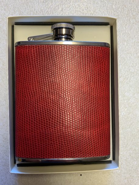 Lovely Gaventa Red Hip Flask - Image 7