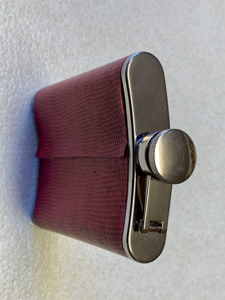 Lovely Gaventa Red Hip Flask - Image 6
