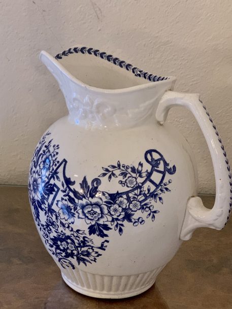 A Vintage Blue & White Porcelain Pitcher with floral decorations - Image 5