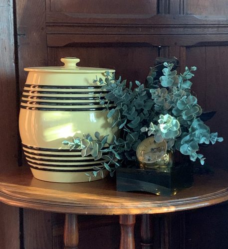 Attractive and Rare Dutch Biscuit Barrel by Petrus Regout - Image 4