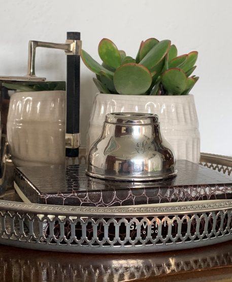 An Edwardian Silver Inkwell by H. Humphries & Co. Birmingham 1905 - Image 4