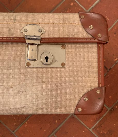 Military Issue Officers Leather trim Canvas Suitcase - Image 8