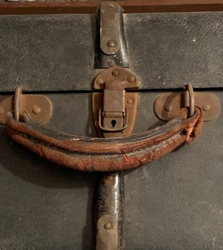 Vintage Steamer Suitcase Trunk - Image 8