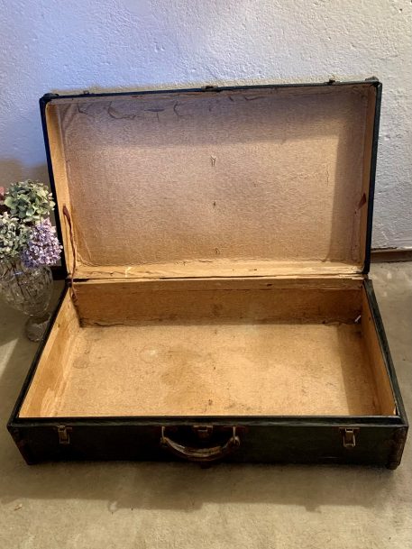 Vintage Steamer Suitcase Trunk - Image 11