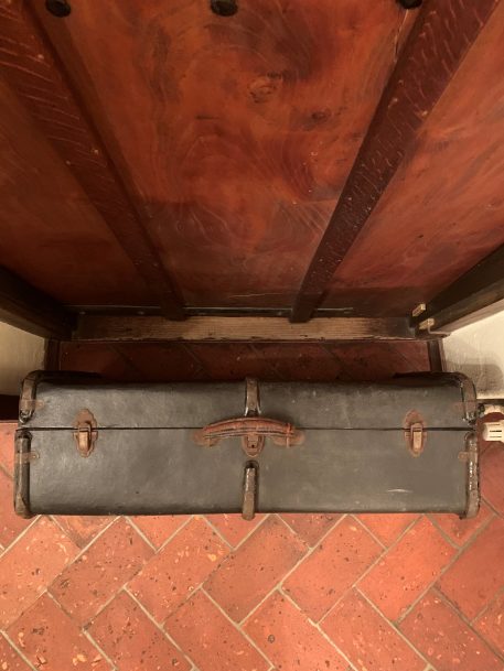Vintage Steamer Suitcase Trunk - Image 5