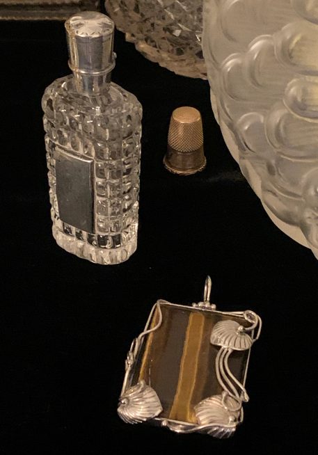 An Elegant Silver Mounted Cut Glass Perfume Bottle - Image 5