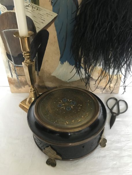 A 19th Century (1880/1890) French Ebony and Brass Circular Casket / Box - Image 6