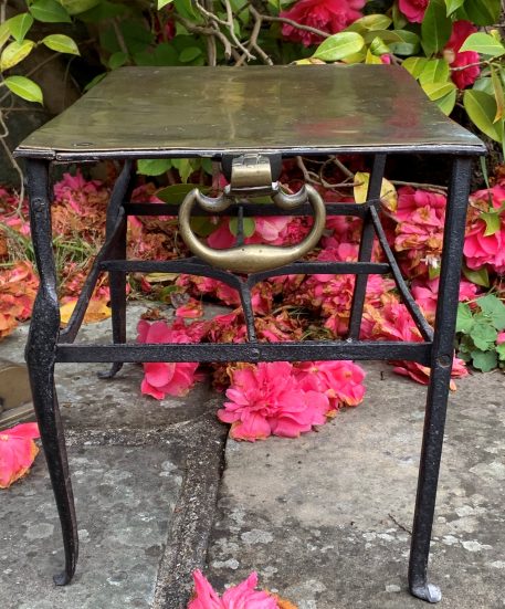 19th century Brass and Iron Footman/Trivet - Image 3
